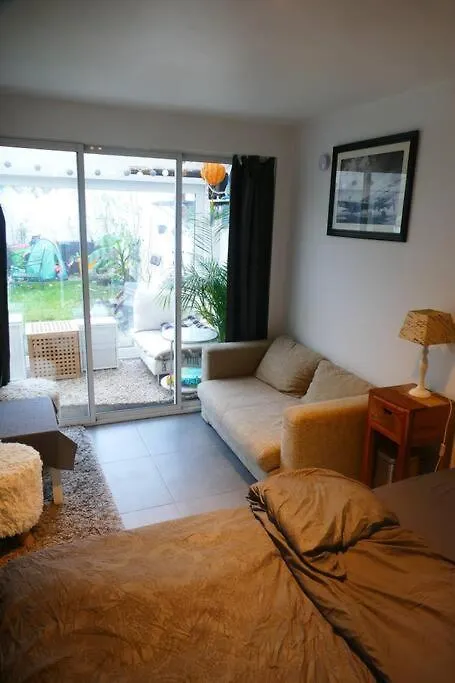Studio With Kitchen, Shower Garden Antwerp Apartment